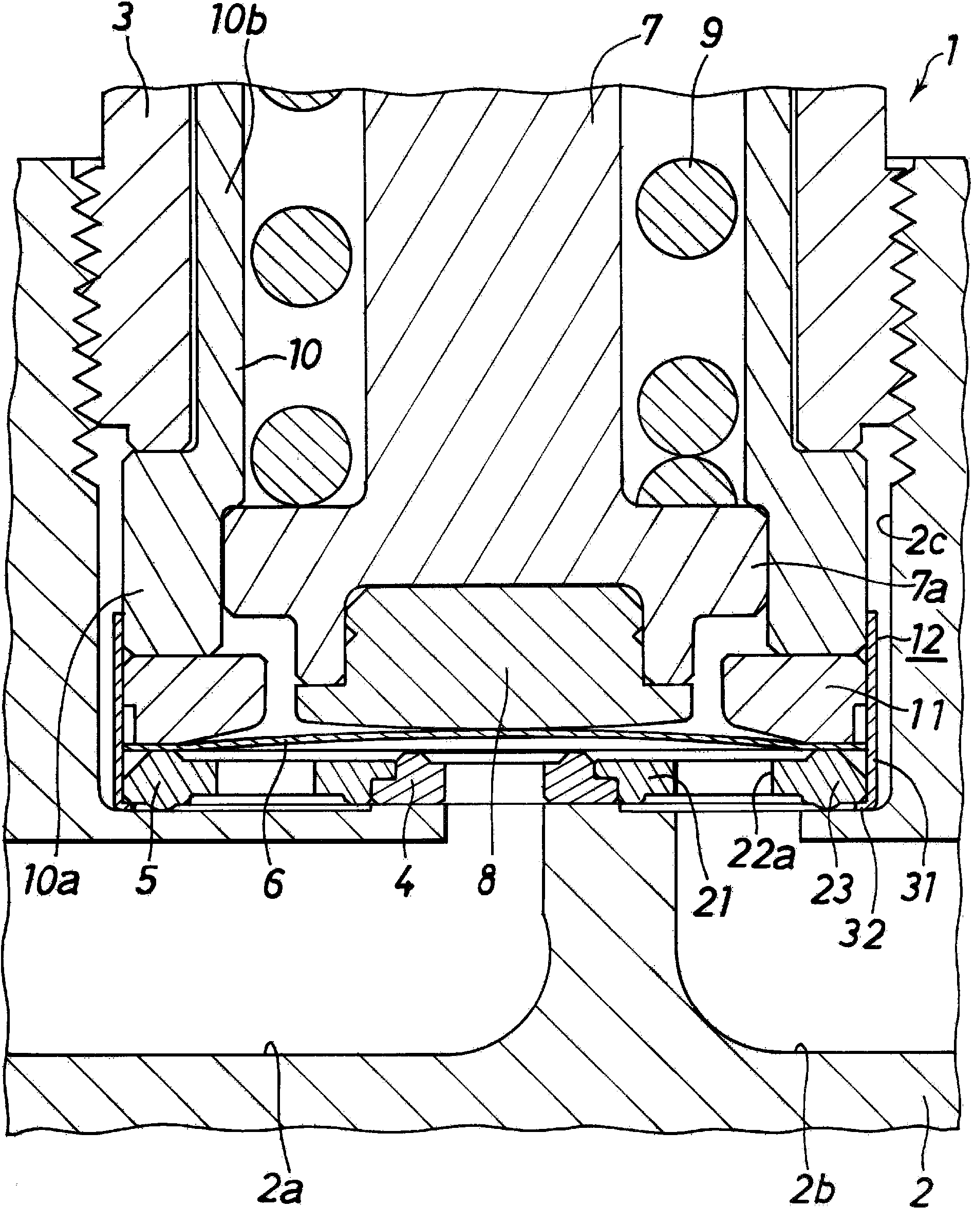 Diaphragm valve and seat holder unit for diaphragm valve