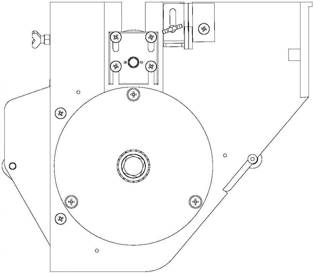 Seed sowing device with seeding rate steplessly regulated