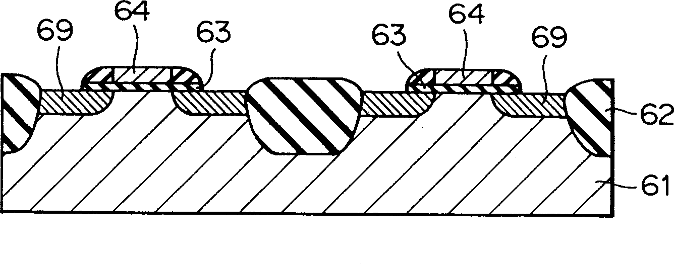 Sputtering apparatus and method for producing semiconductor device with the same