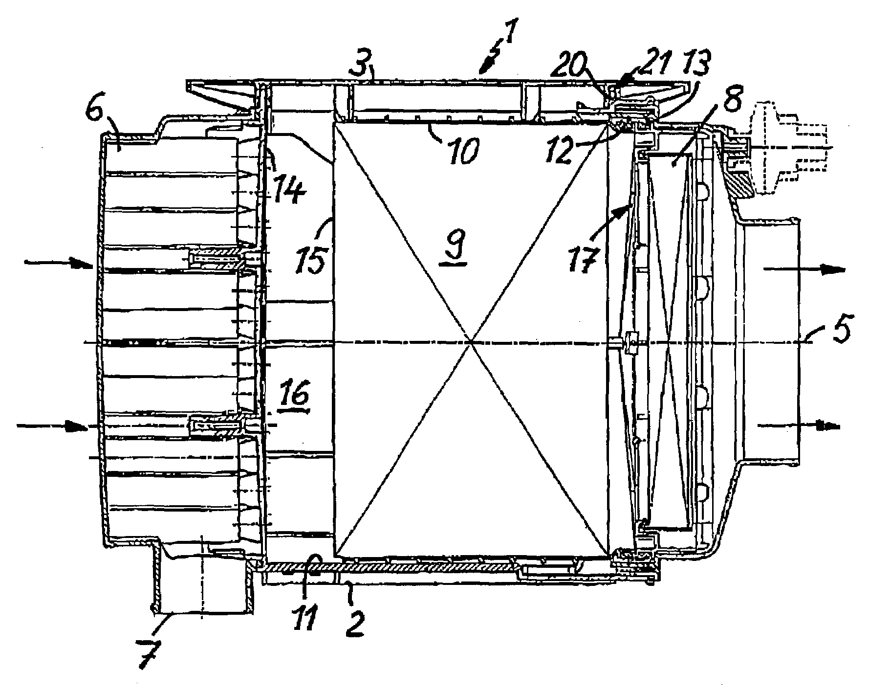 Filter in a filter housing