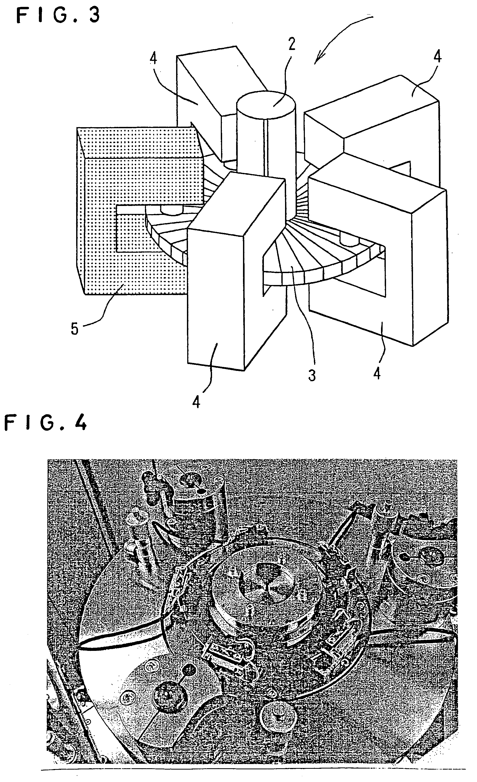 Angle detector with self-calibration capability