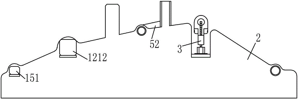 Splitting machine with automatic adjusting function