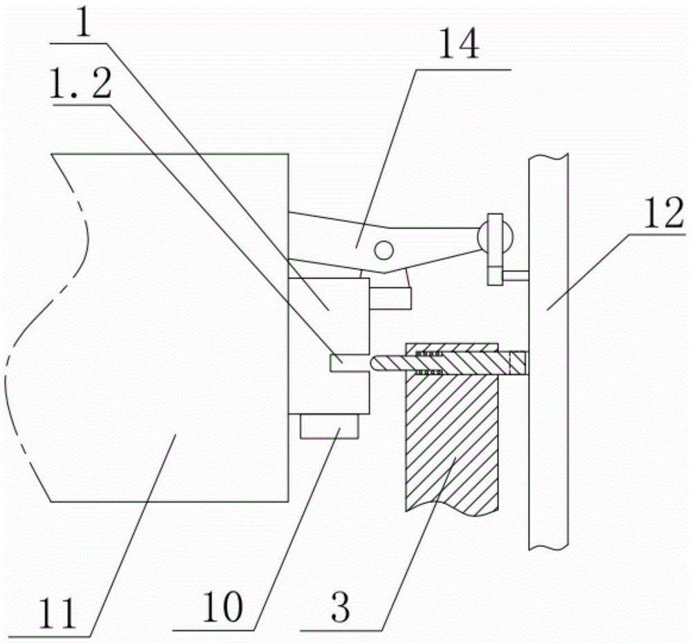 Protection mechanism of horizontal injection molding machine