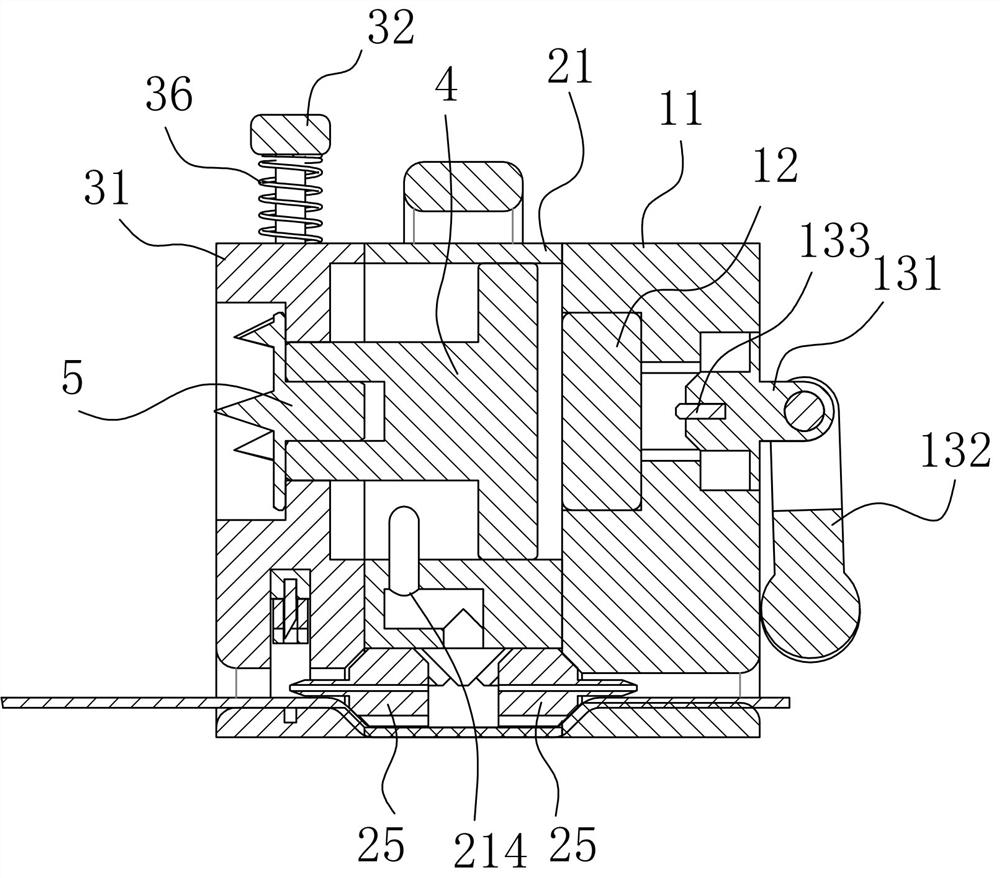 Self-rescue window breaking manipulator applied to hollow safety belt