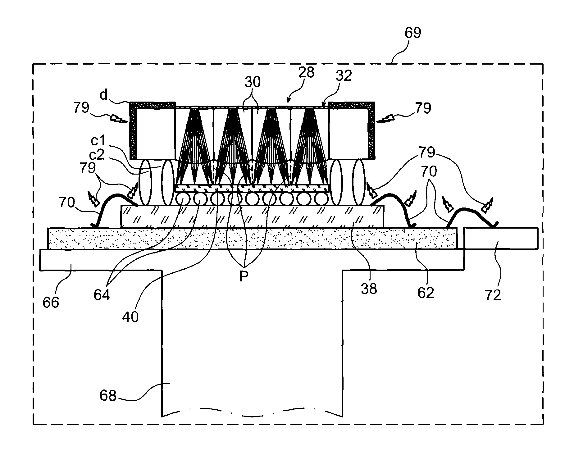 Infrared imagery device with integrated shield against parasite infrared radiation and method of manufacturing the device