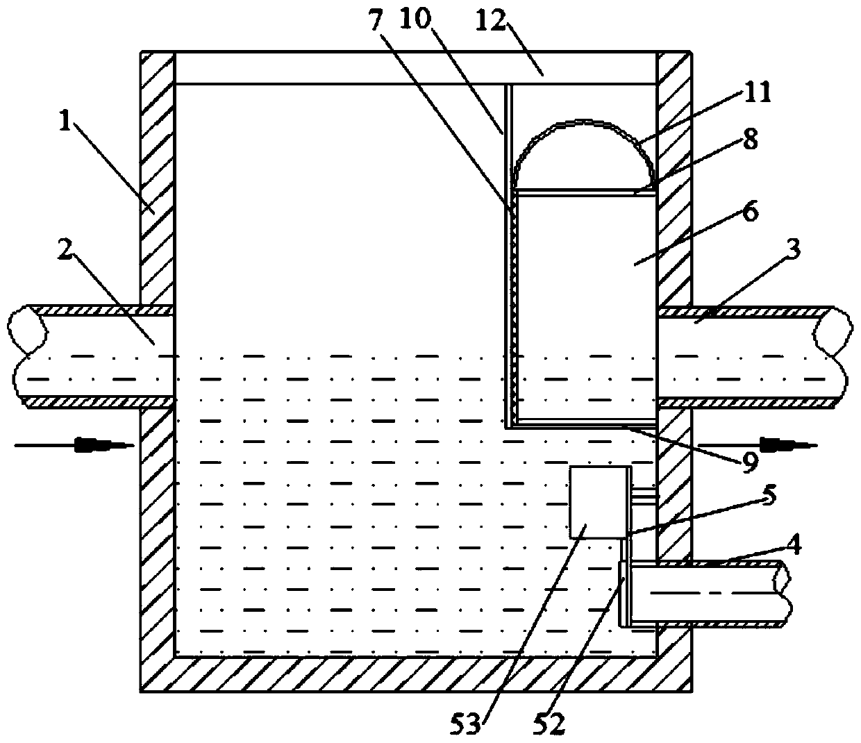 A device for discarding primary rainwater