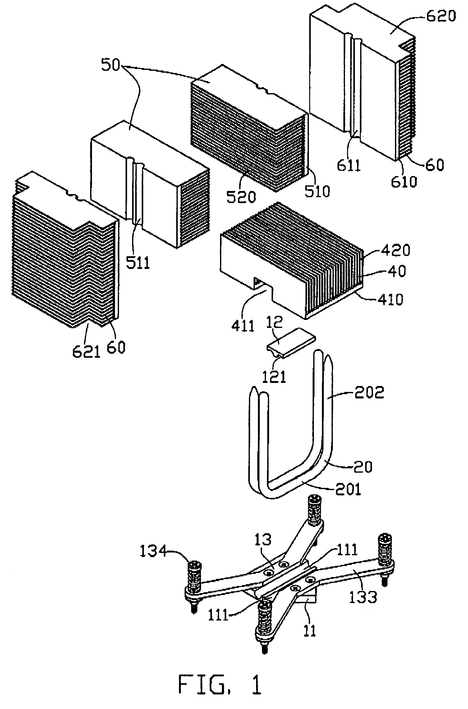 Heat dissipation device with heat pipes