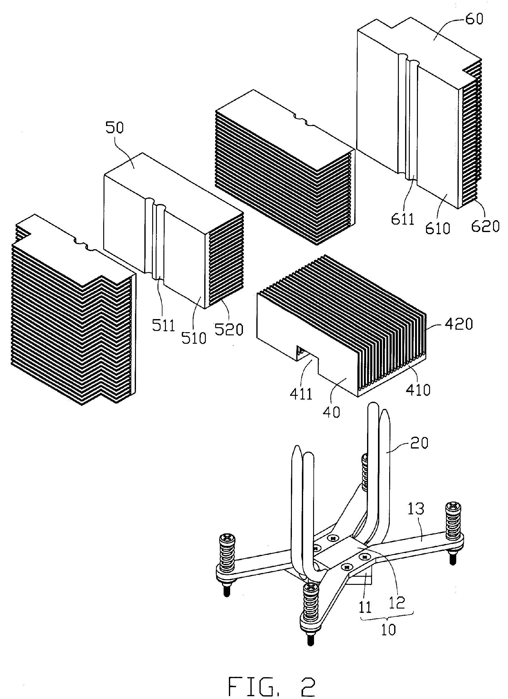 Heat dissipation device with heat pipes