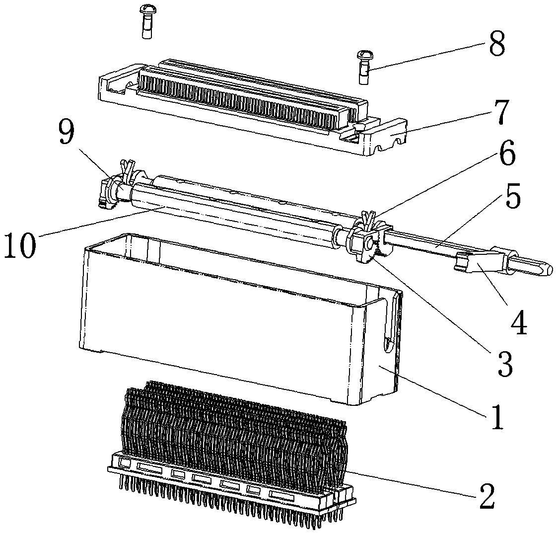 Socket and headstock component by using same