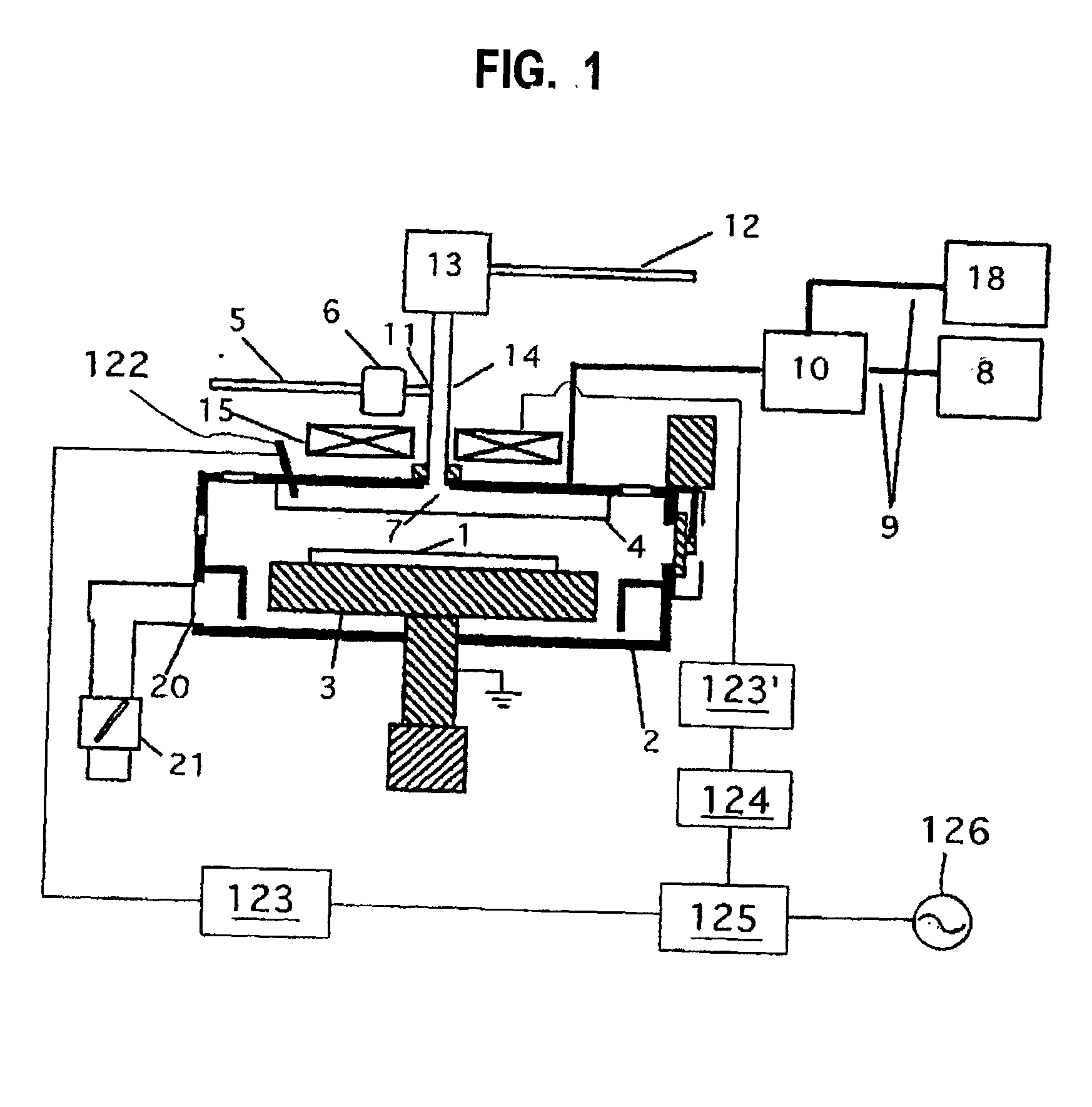 Plasma CVD apparatus conducting self-cleaning and method of self-cleaning