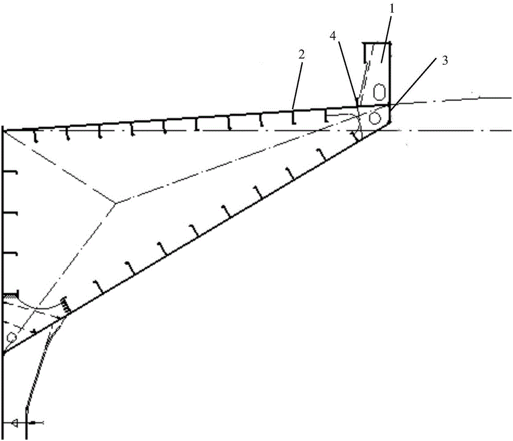 Hatch coaming with overall strength completely reckoned in and hatch longitudinal girder of bulk cargo ship