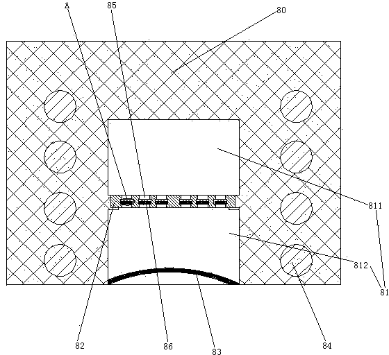 A vibration-insulating type composite-energy water heater