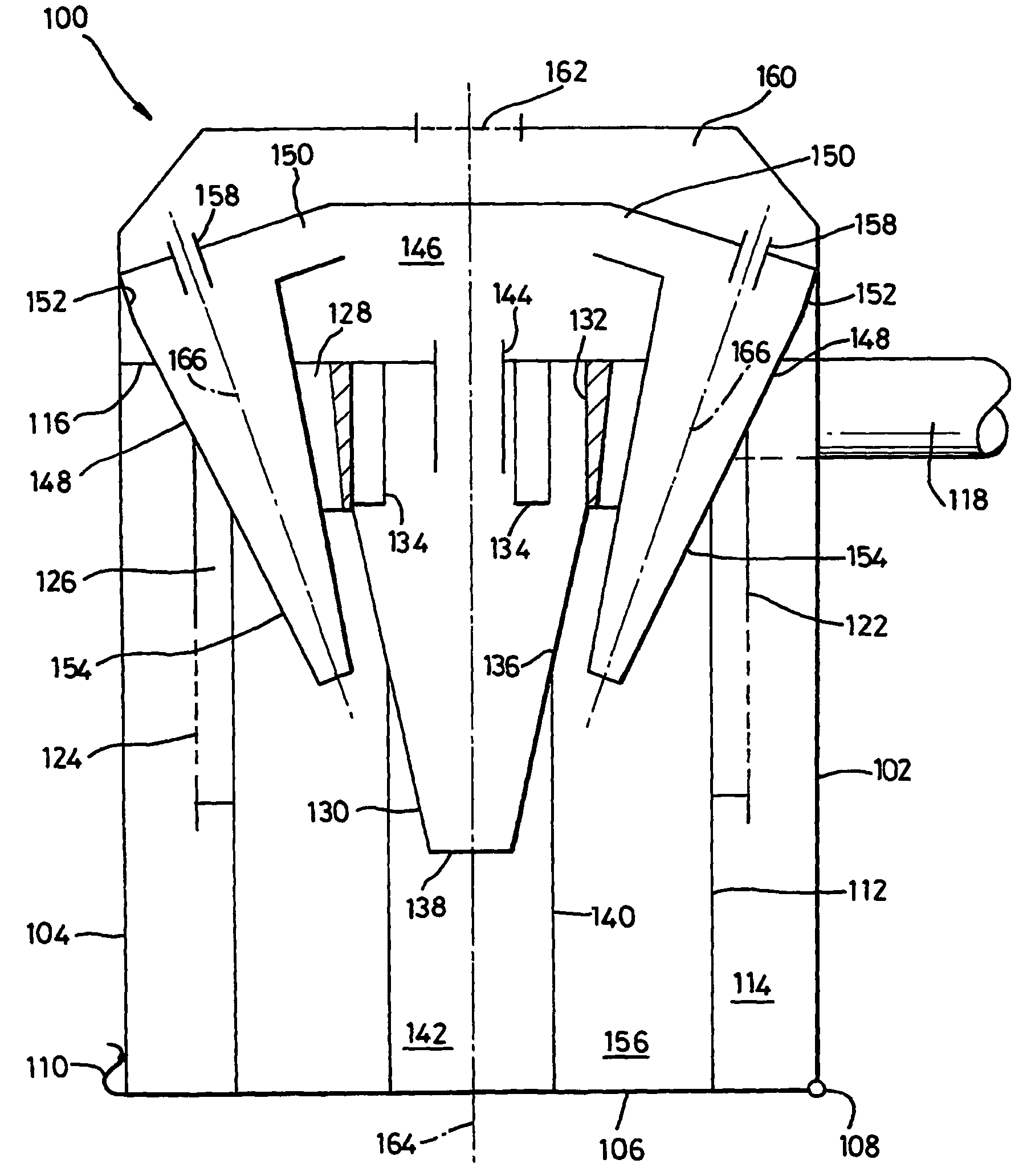 Multistage cyclonic separating apparatus