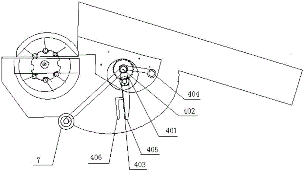 Accumulation preventing device for rice-wheat combine harvester with function of baling