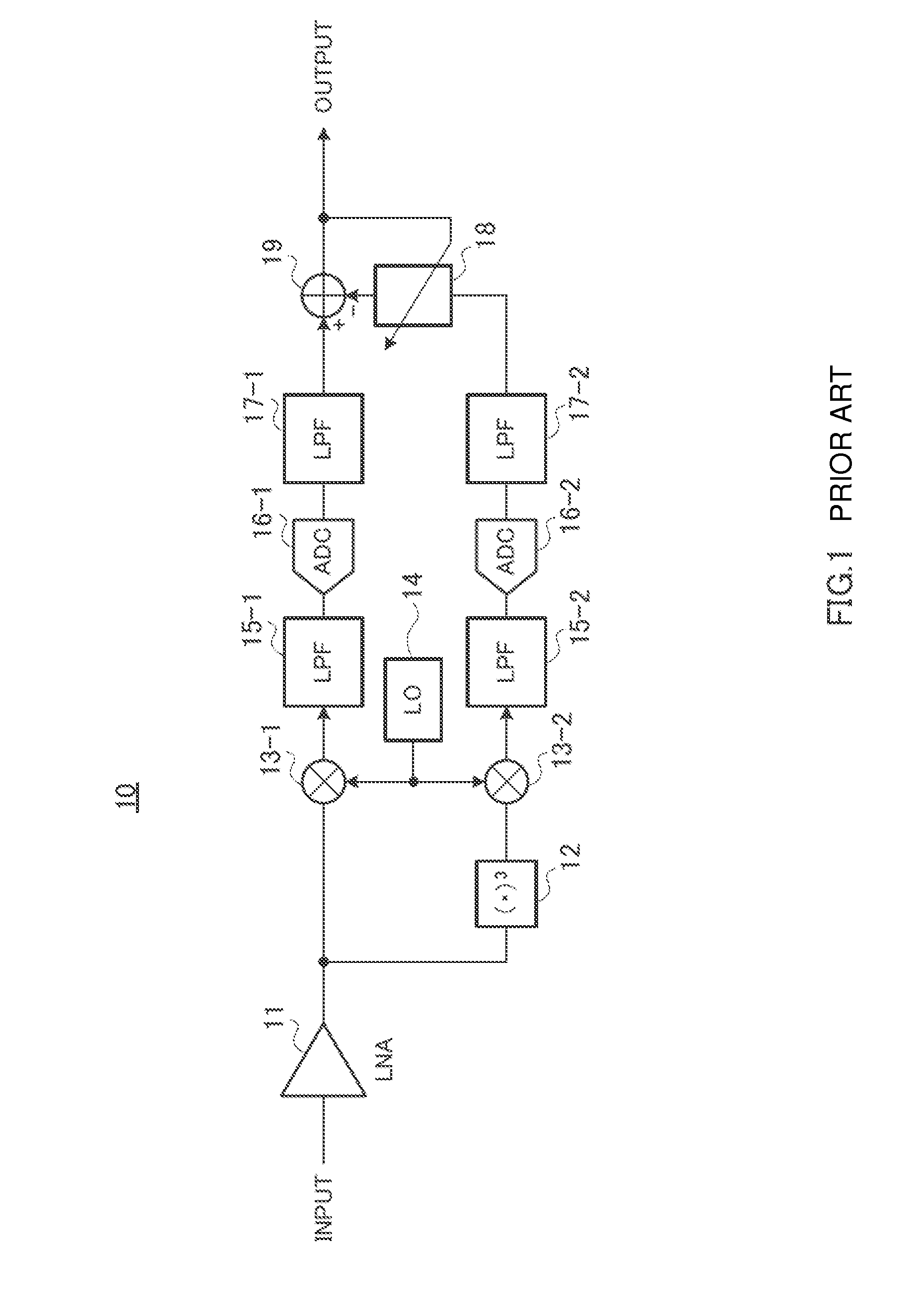 Nonlinear distortion compensating receiver and nonlinear distortion compensation method