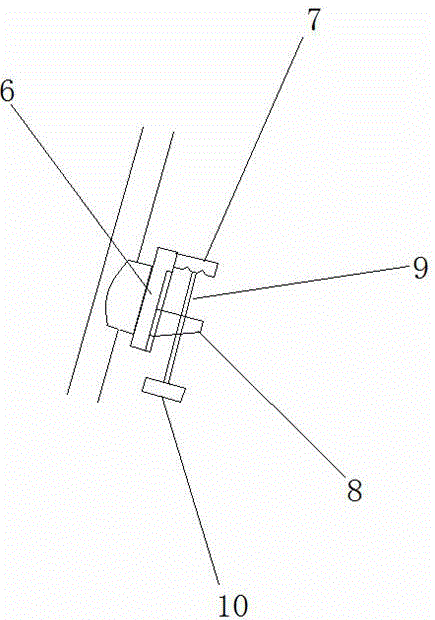 Tightening liquid injection type pipe opening plug