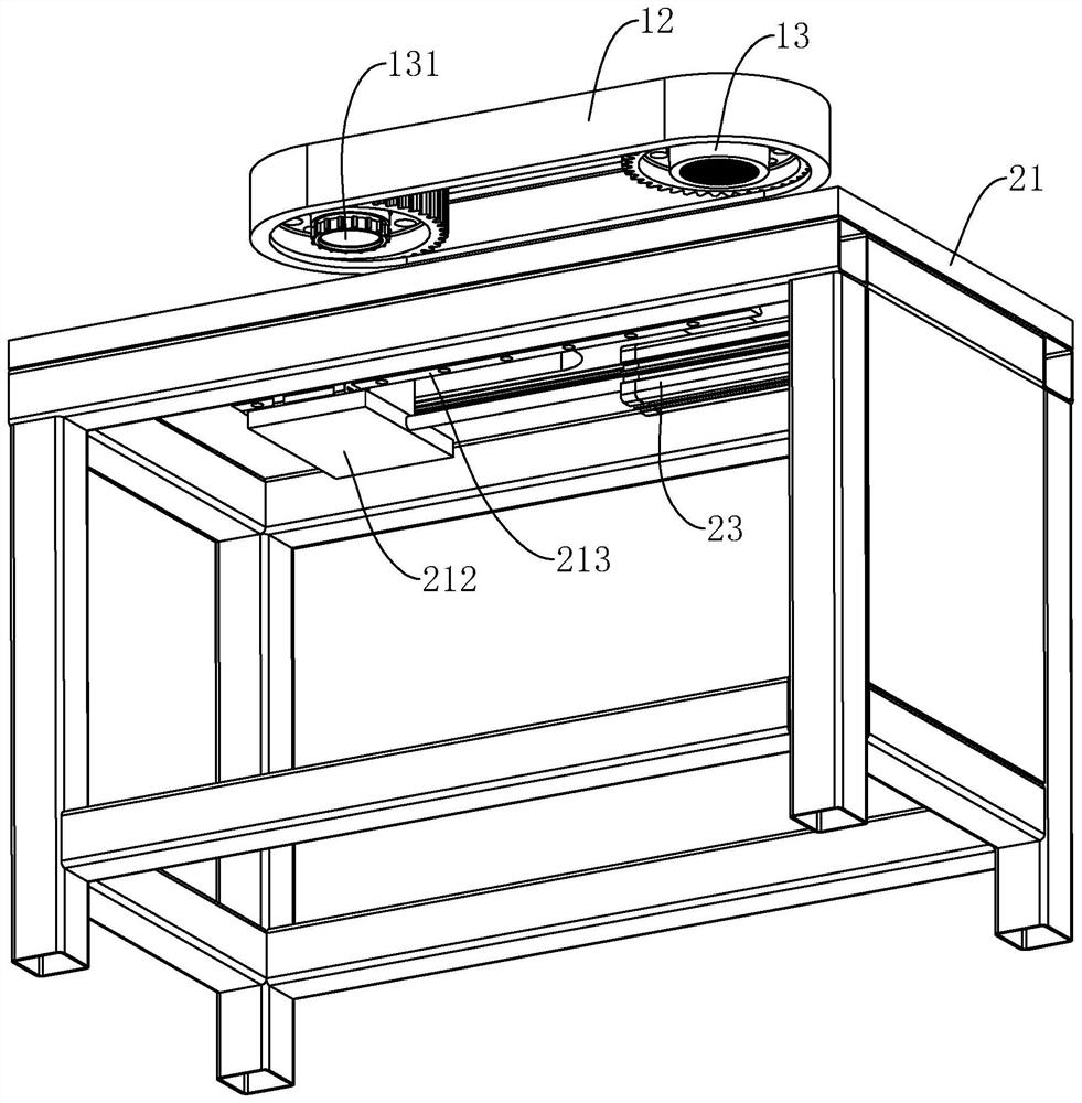 Automatic clamping and mounting equipment for synchronous chain wheel assembly