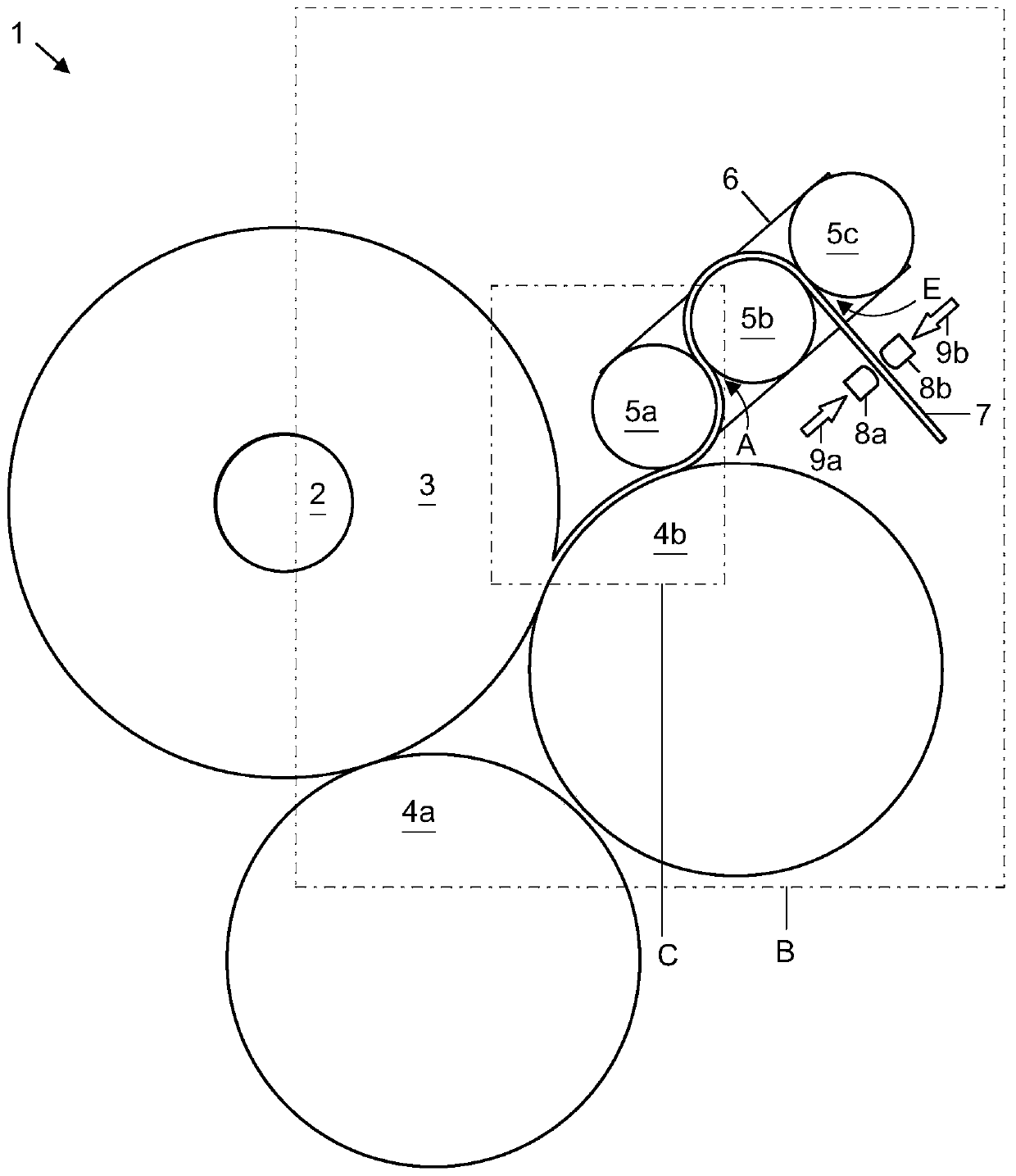 A method of operating a sliver lap machine and a sliver lap machine operated by the method