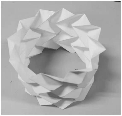 Barrel type paper folding rebounding mechanism containing interval structure