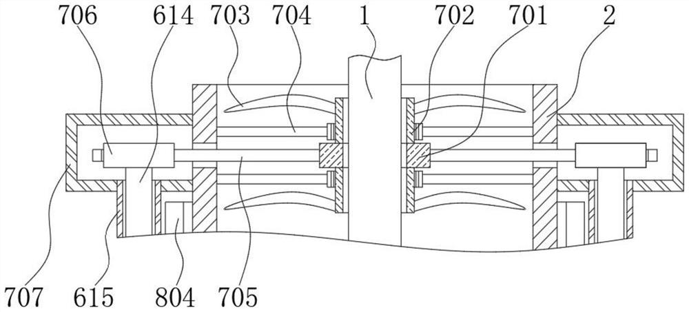 Efficient self-cleaning punching device for hardware machining