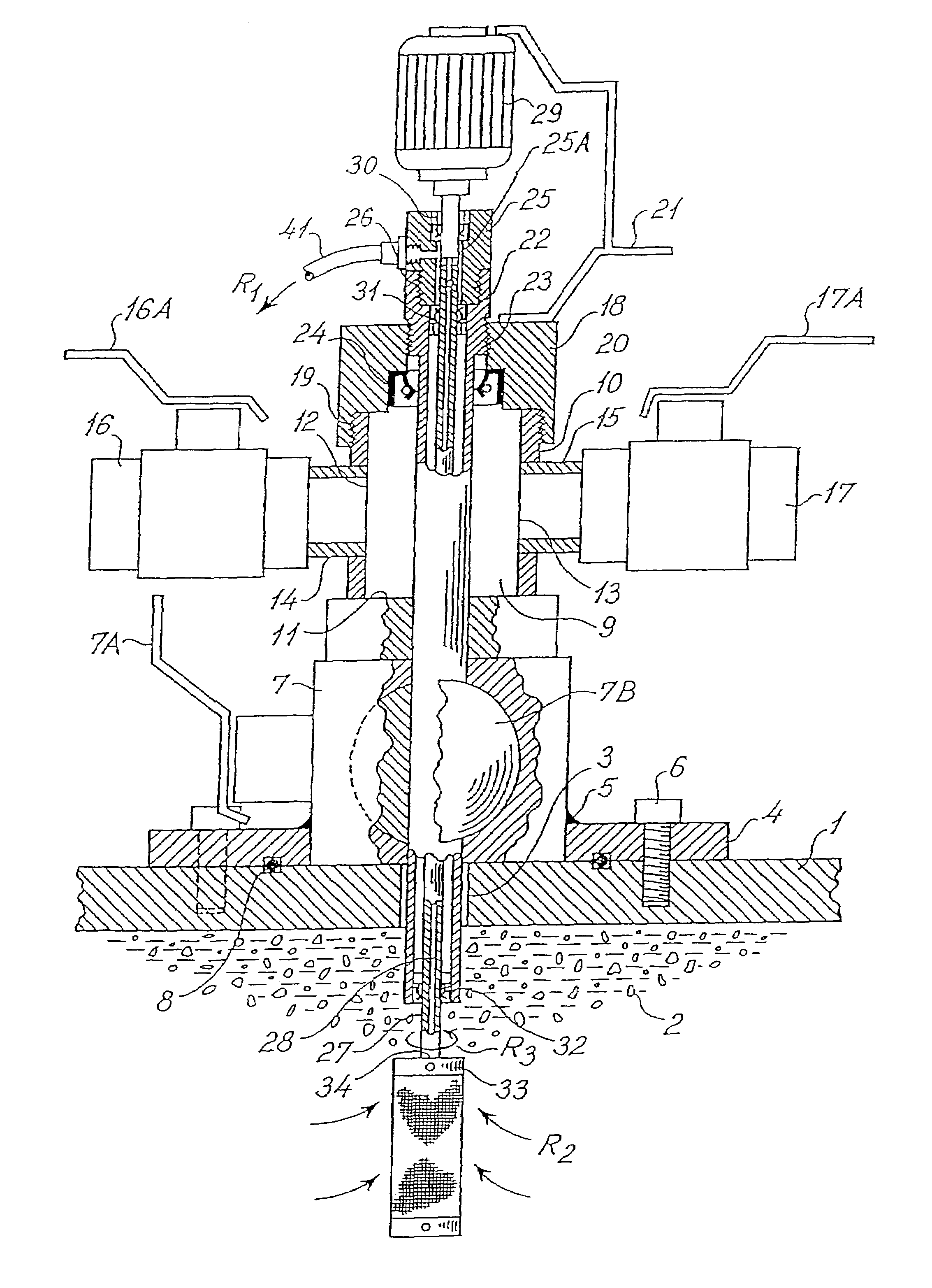 Assembly for withdrawing and filtering partial volumes of process fluid