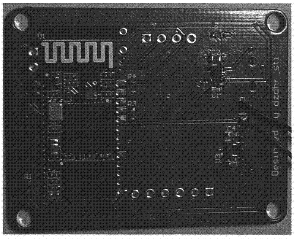 Electric pedometer based on approaching type sensing