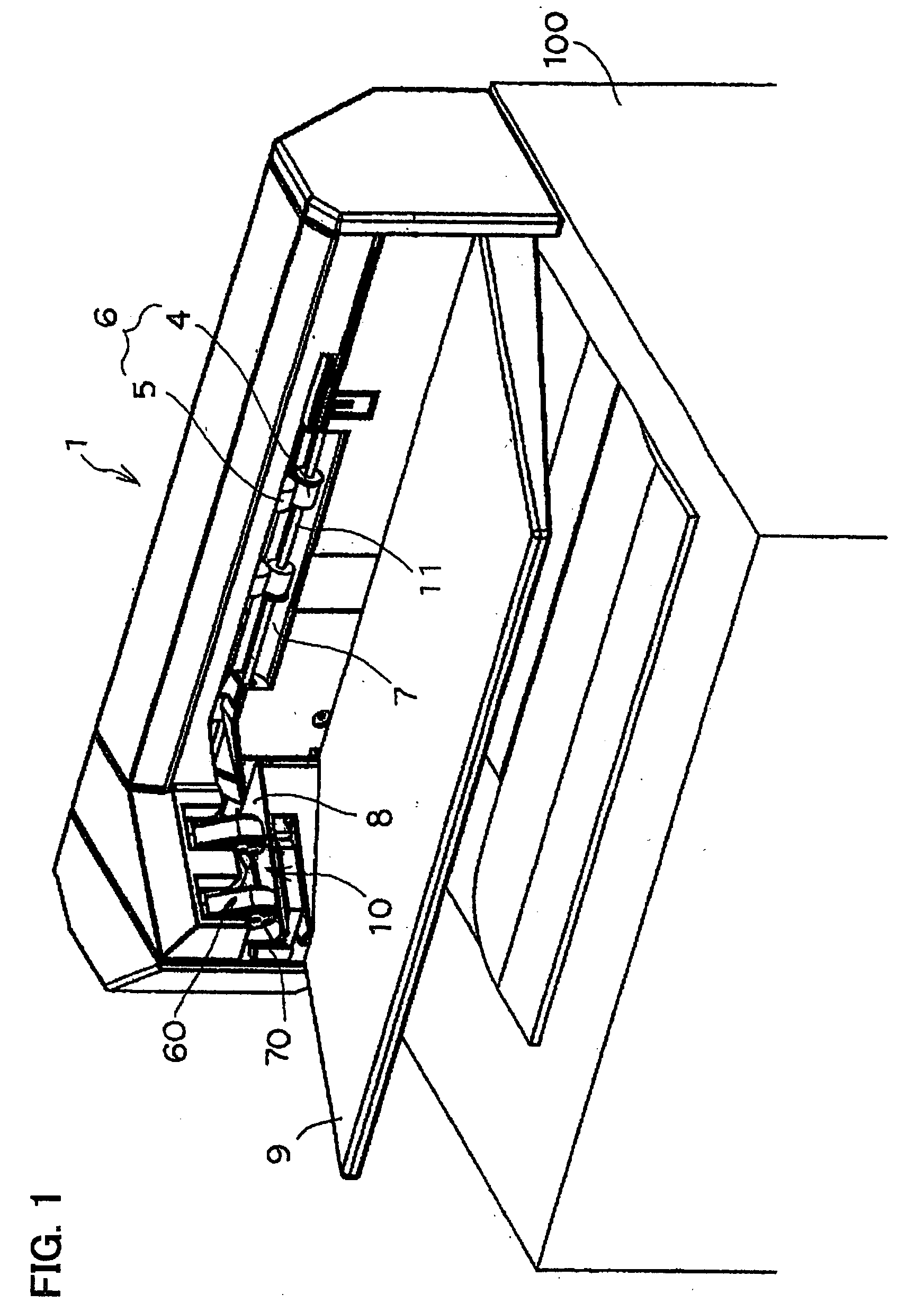 Sheet discharge apparatus with aligning member