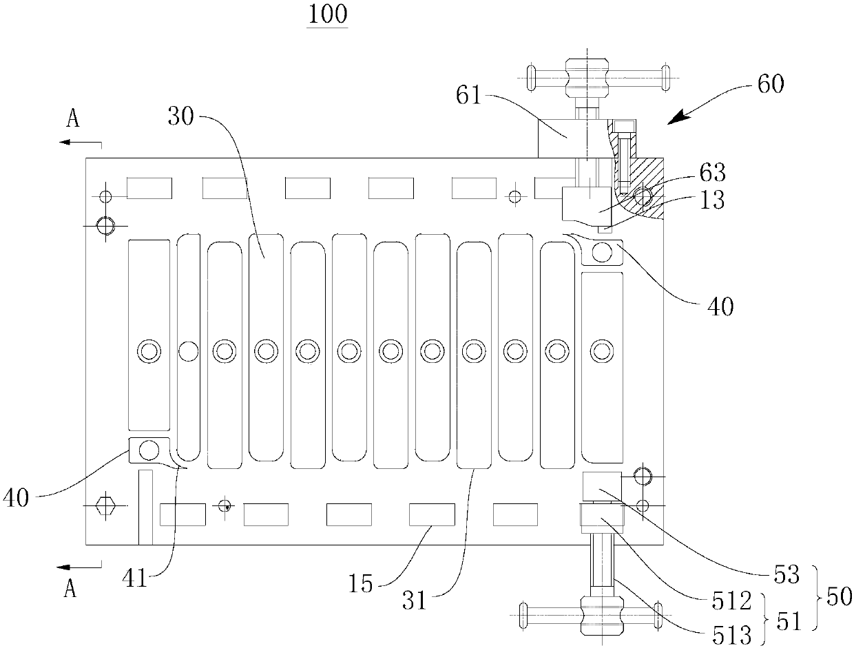 Pipe bending tool and pipe bending method