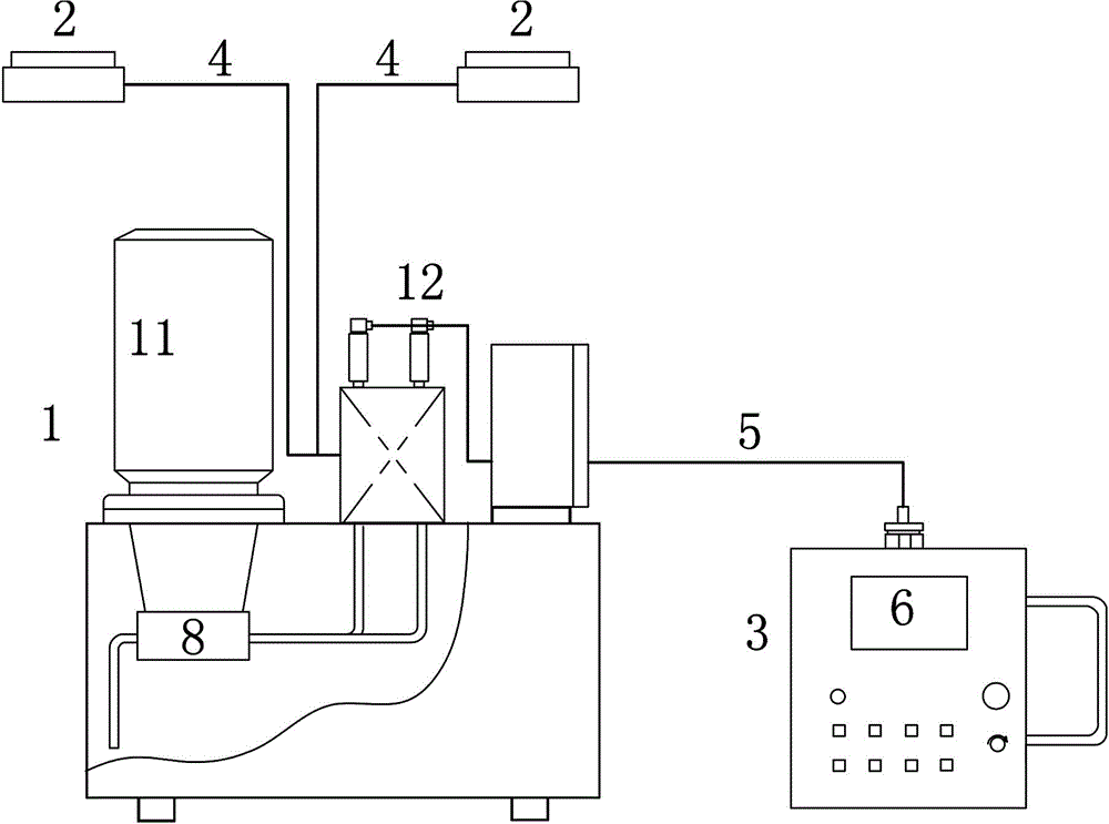 Automatic force application device for adjusting back pulling rod of miter gate