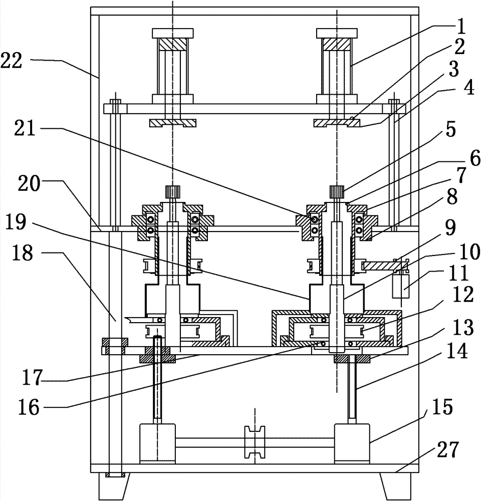 Inner bore cleaning method and device for plastic packed motor stator