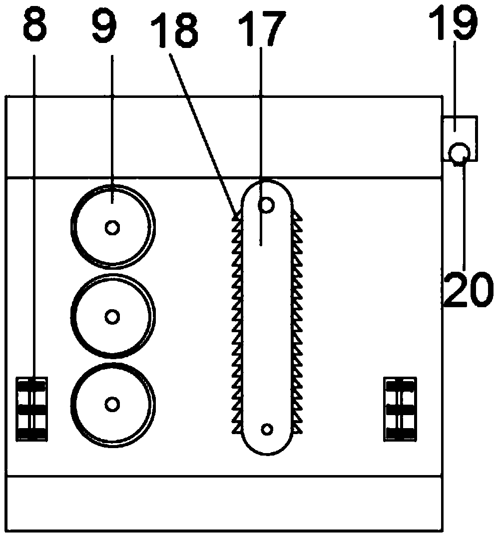 Road separation zone pruning machine