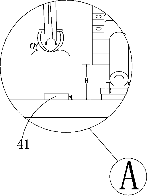 A clamping mechanism of an automatic feeding device