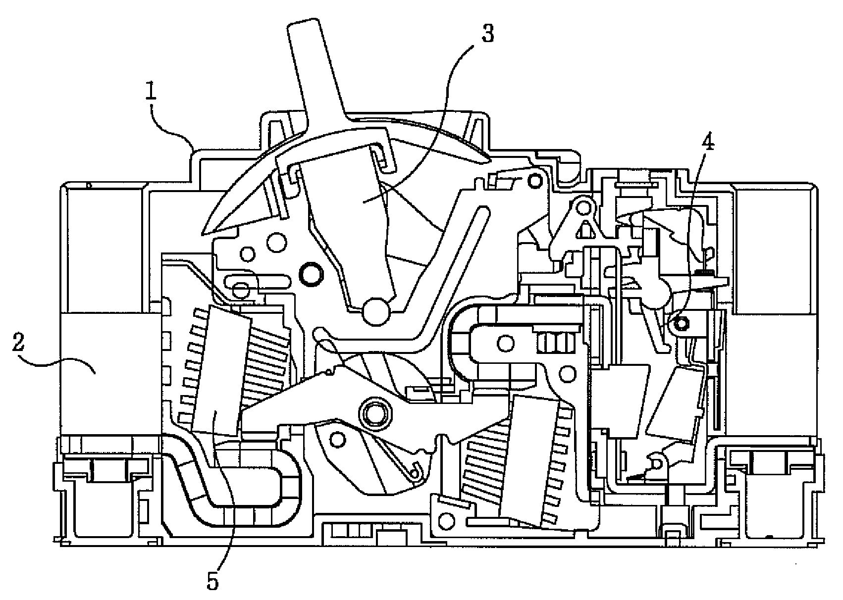 Mold cased circuit breaker