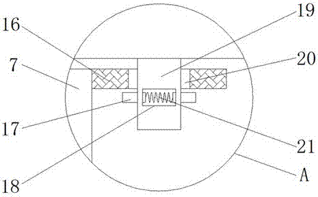 Heat-preservation material cutting machine capable of adjusting distance