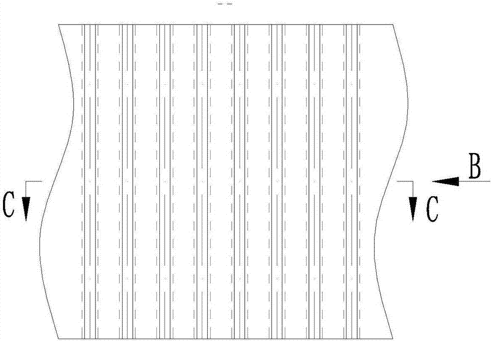 U-shaped coal gasification reaction device used for secondarily separating and deslagging and coal gasification process implementing secondary separating and deslagging by using device