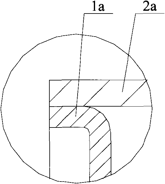 End cover, valve body matched therewith, main valve of four-way reversing valve, and four-way reversing valve