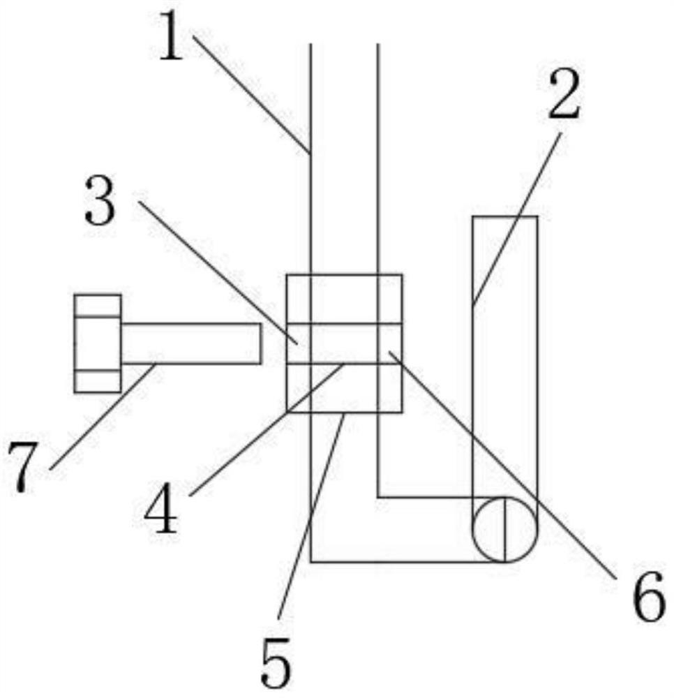 Wheelchair bracket for convenient movement for patients with slight fracture