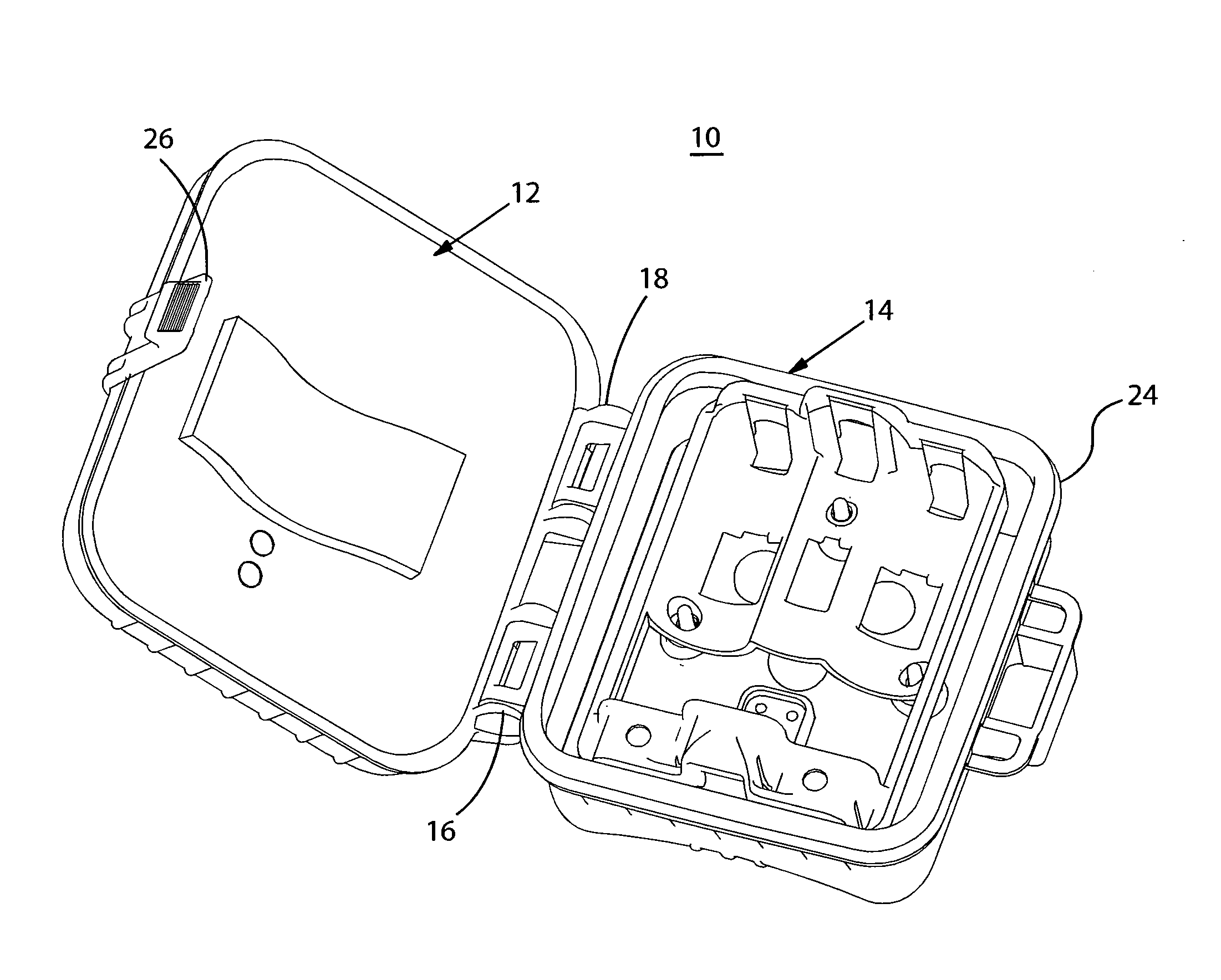 Self centering hinge design for concentric sealing of an enclosure