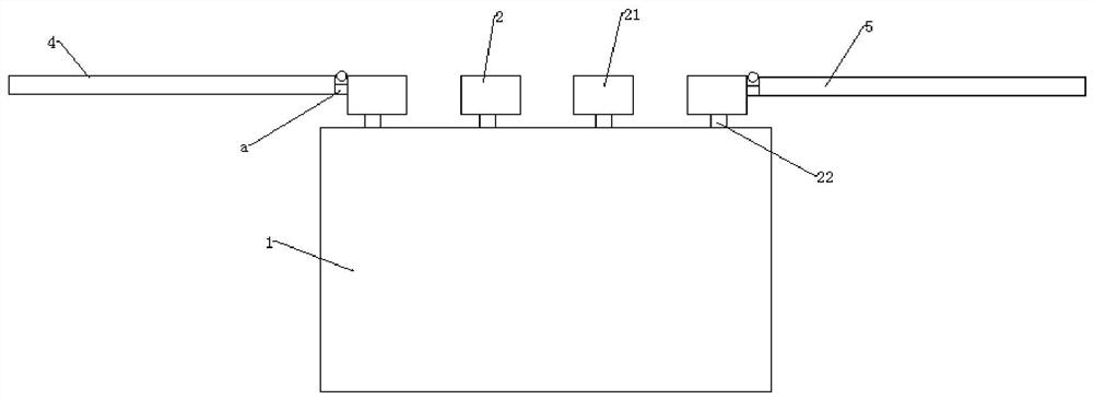 A garment automatic folding mechanism