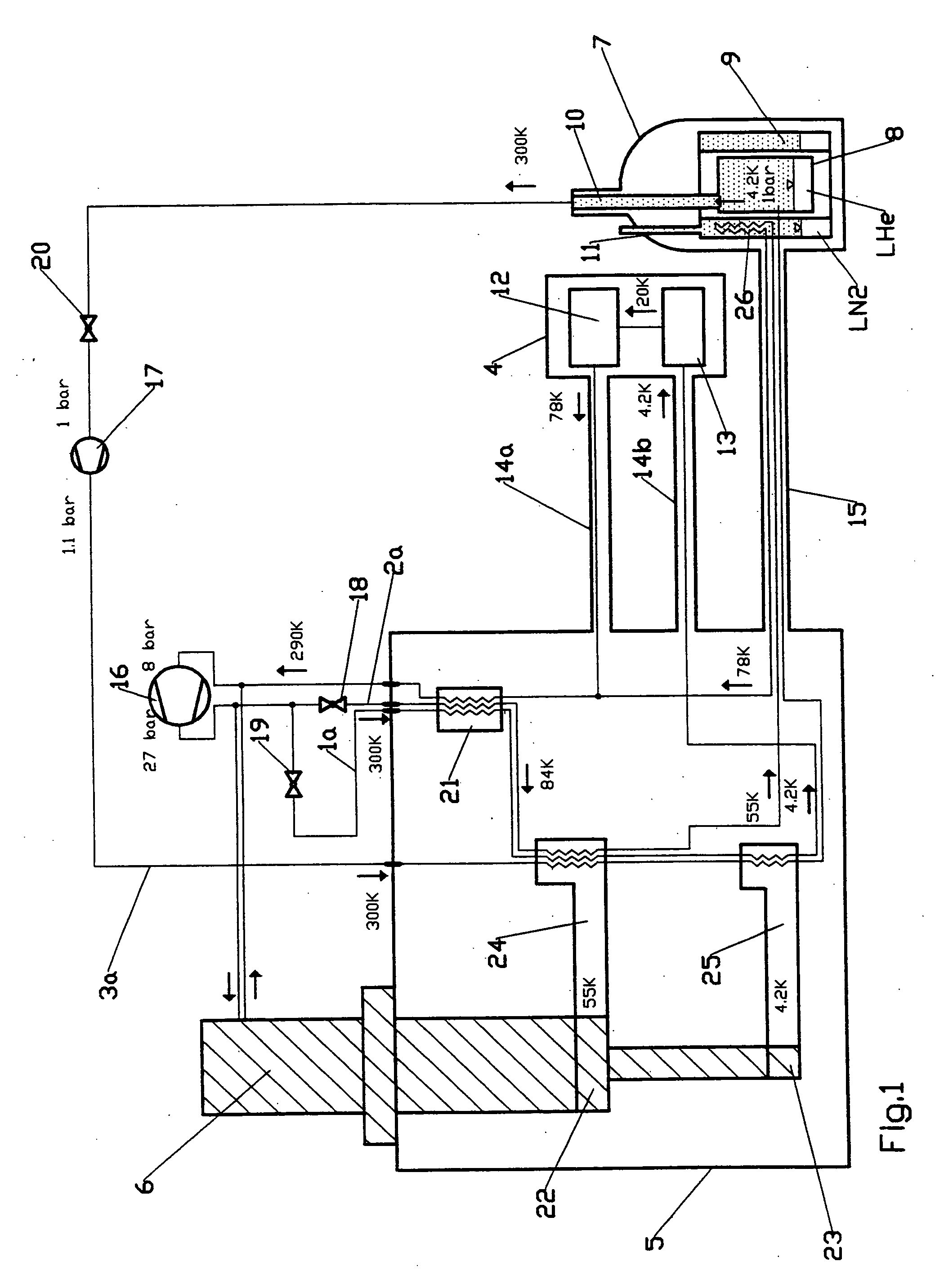 NMR spectrometer with a common refrigerator for cooling an NMR probe head and cryostat