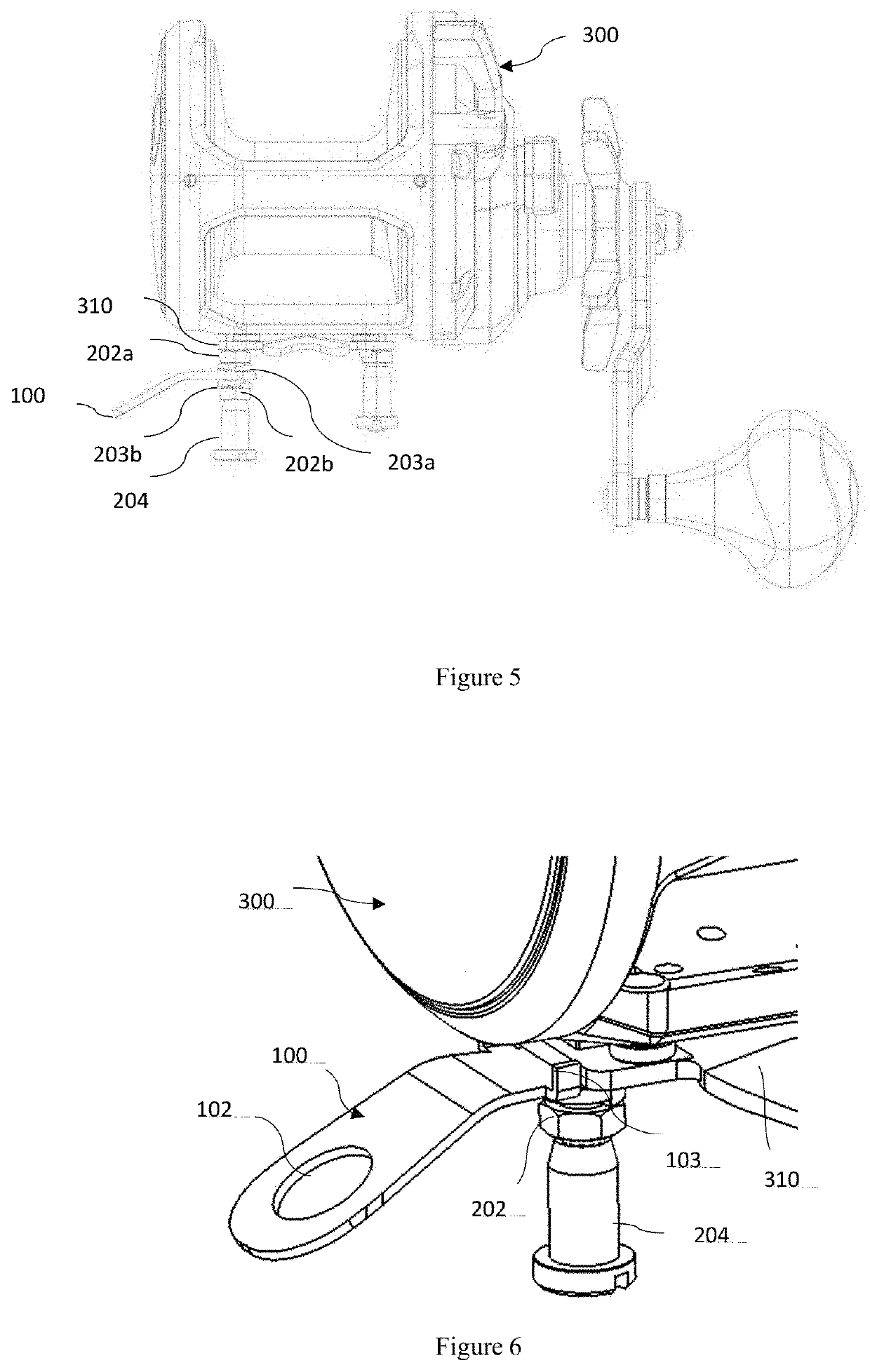 Adaptor for securing an equipment to a fishing reel