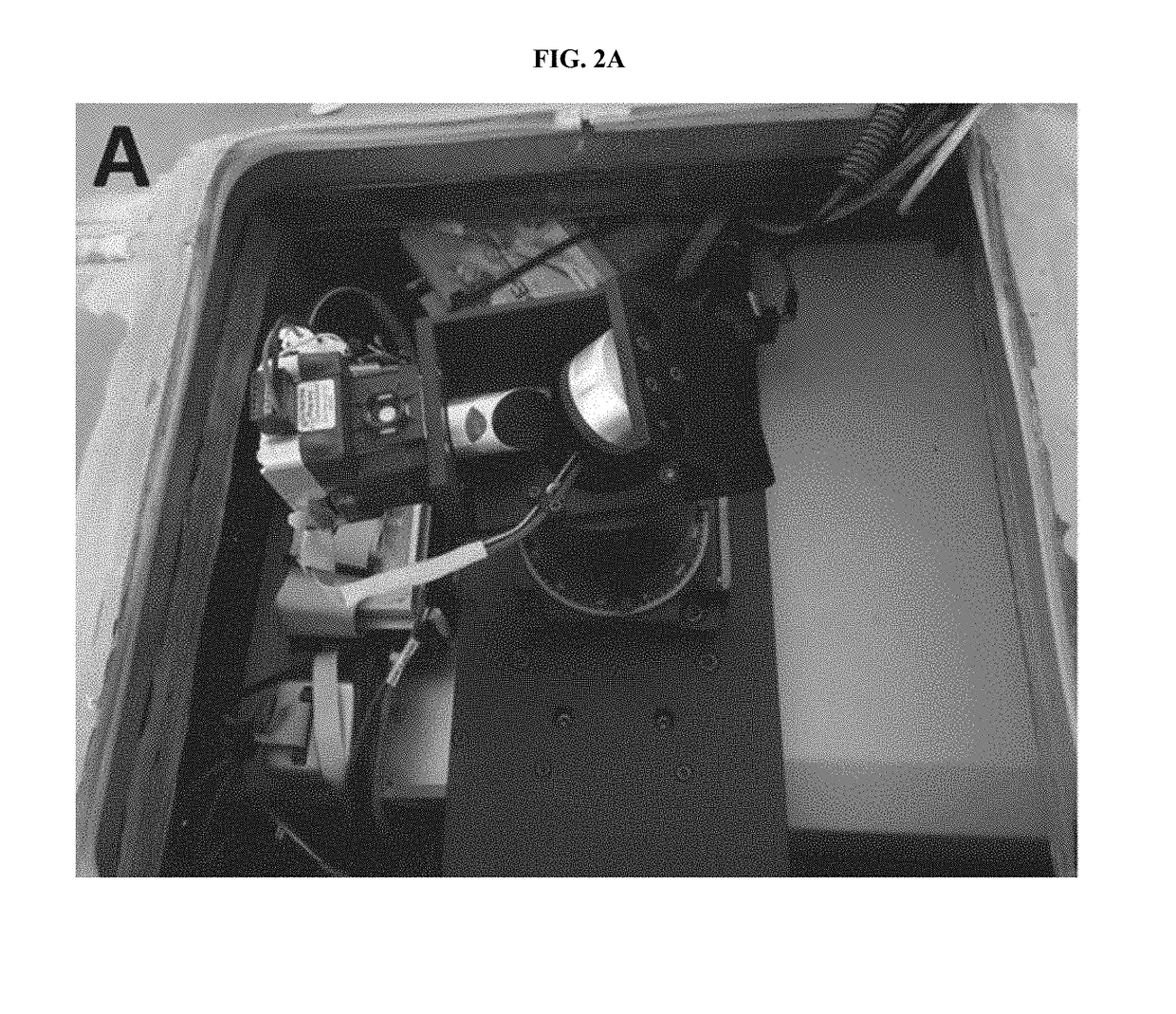 Mobile devices for tracking a radiation disk light source and methods using same