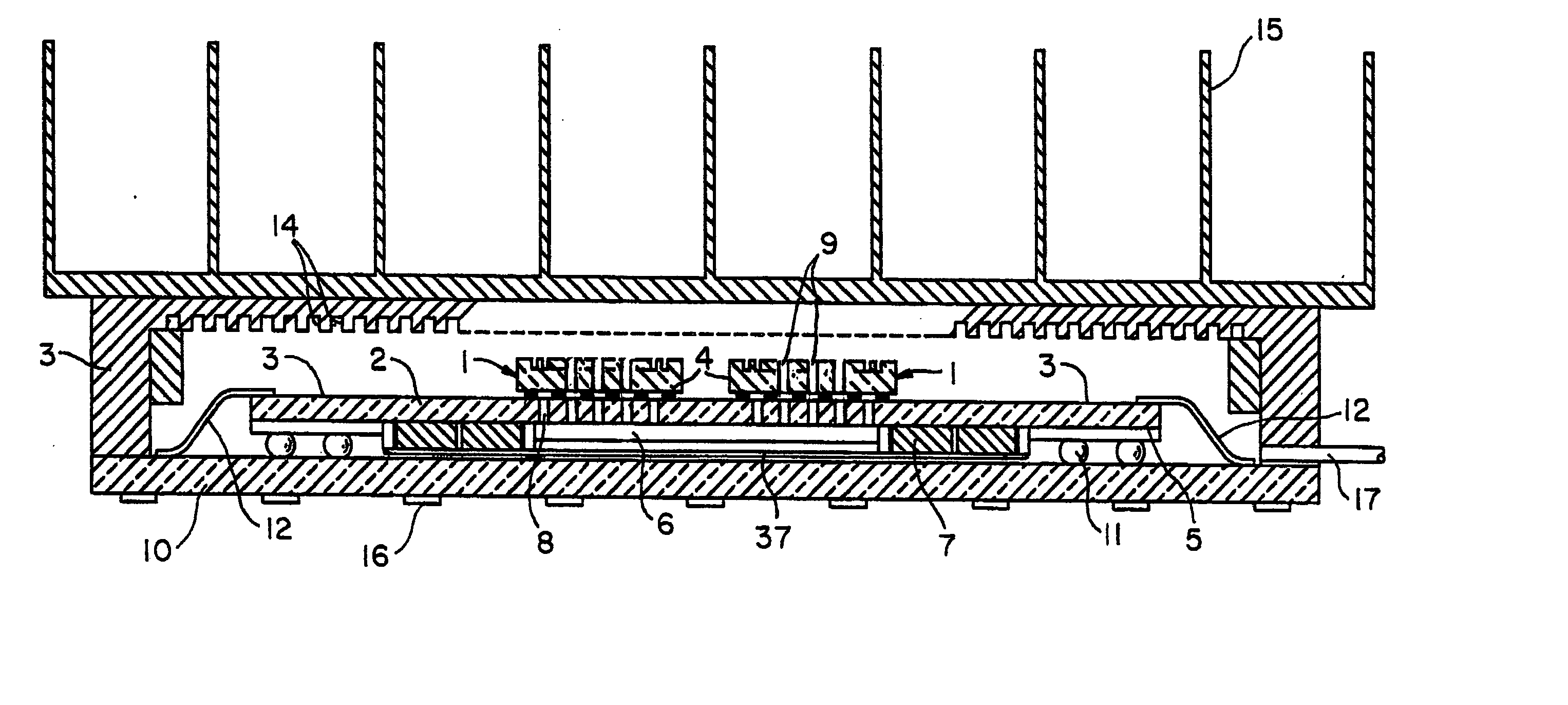 Chip packaging module with active cooling mechanisms