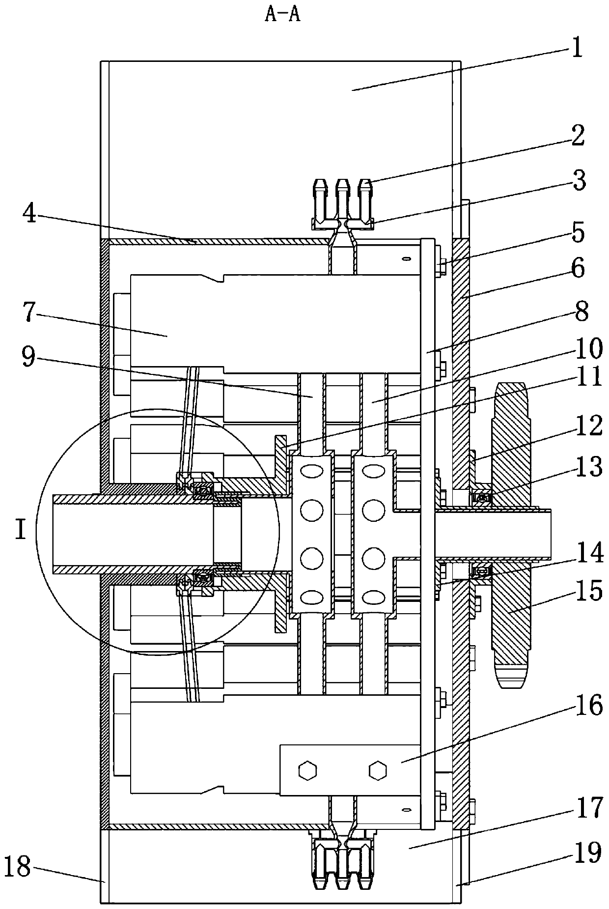 Negative pressure seed sucking and positive pressure seed cleaning type precise seed-metering device and seed-metering method thereof