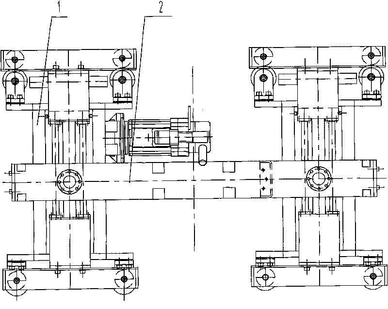 Driving mechanism of track-type transporting vehicle