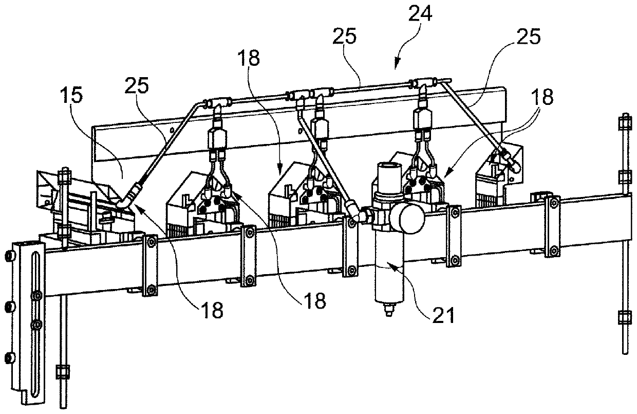 Emptying magazine and method for emptying trays filled with rod-like articles in the tobacco-processing industry