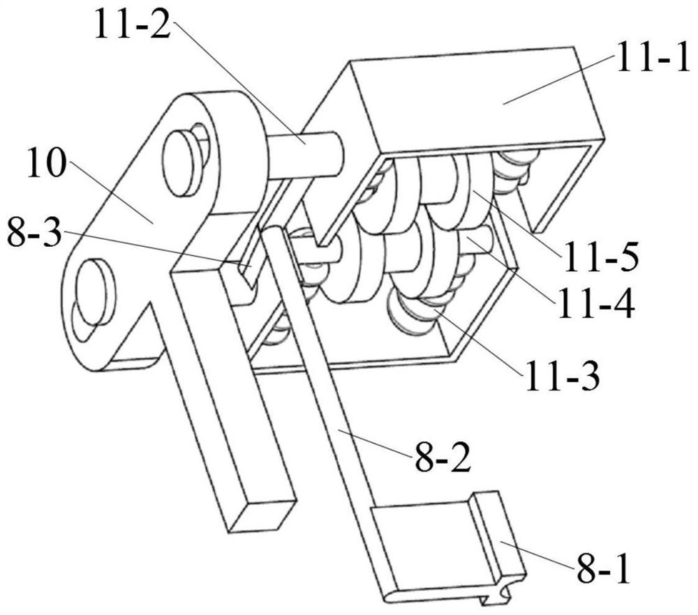 An unmanned aerial vehicle power line inspection device and inspection method thereof