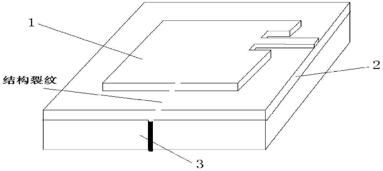 Crack detection sensor based on microstrip antenna and detection method thereof