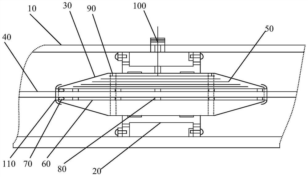 Capacitive insulation supporting device