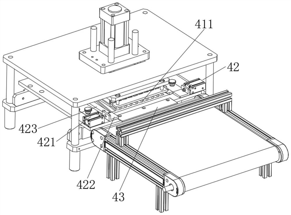 Punching equipment for heat exchange core hollow plate